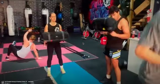 Members training together at Full Throttle Boxing & Training Centre